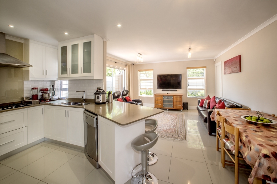 3 Bedroom Property for Sale in Rondebosch Western Cape